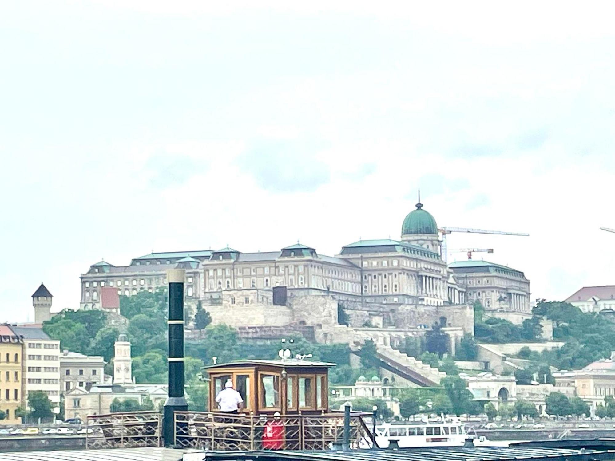 Gold Pearl Apartment 2 Rooms At St Stephen' S Basilica Boedapest Buitenkant foto